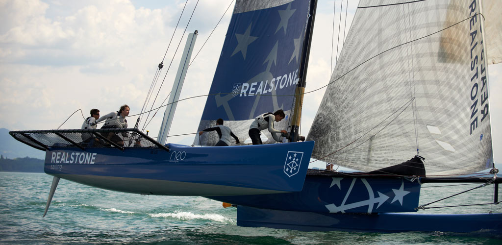 Realstone Sailing / P. Menoux